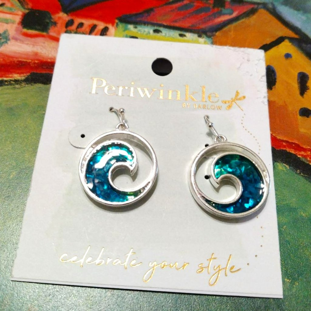 Periwinkle Wave Earrings 13$